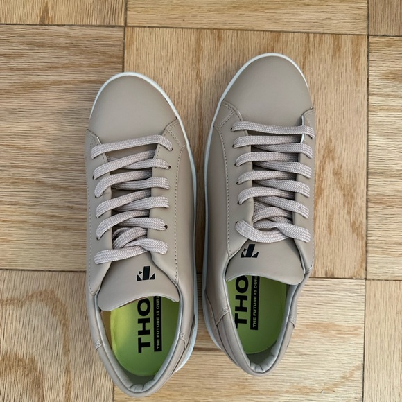 NWOB Thousand Fell Lace Up in Dune - Picture 2 of 5